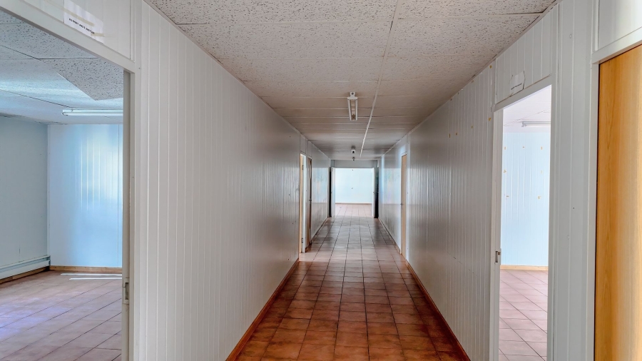 5 Bedroom Property for Sale in Rustenburg Rural North West